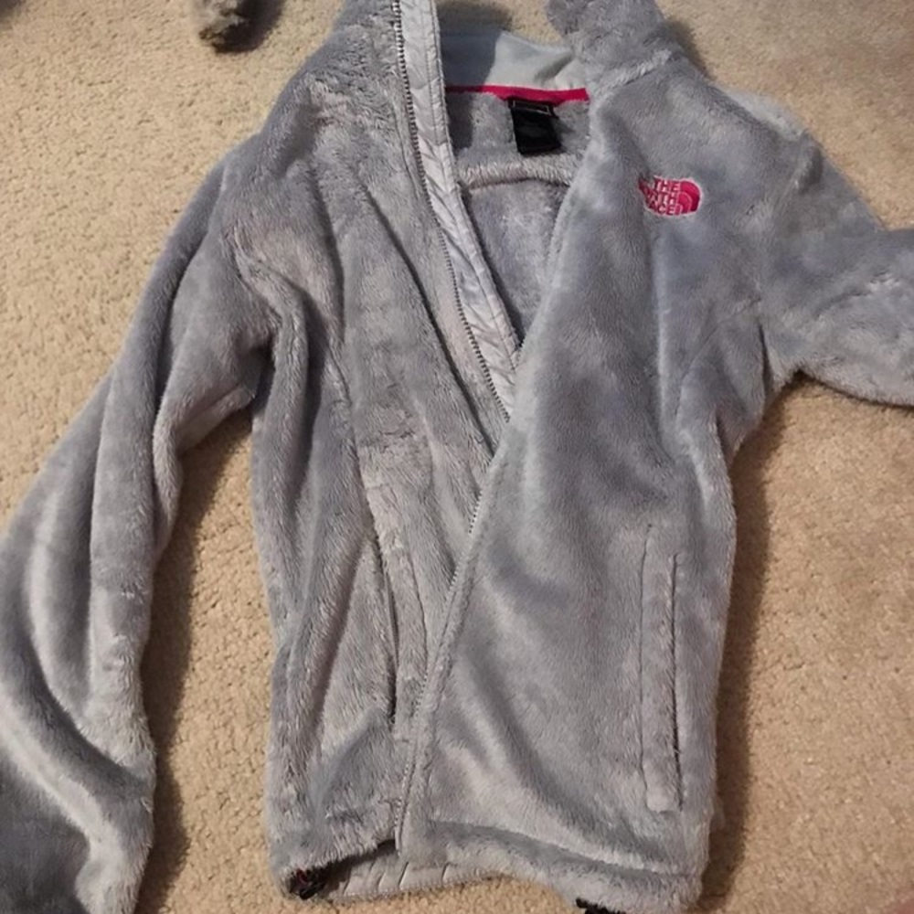 North face fuzzy jacket